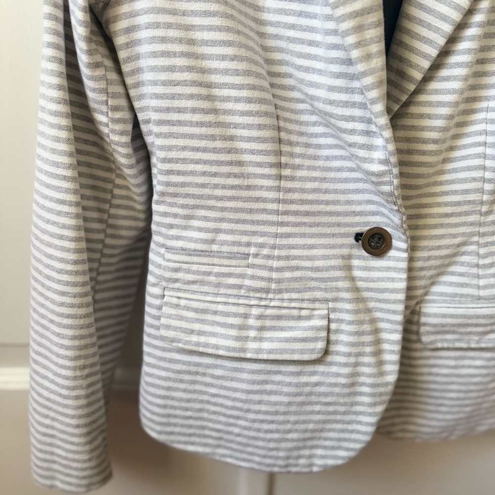 Merona Women's Gray and White Striped Blazer - Picture 2 of 4